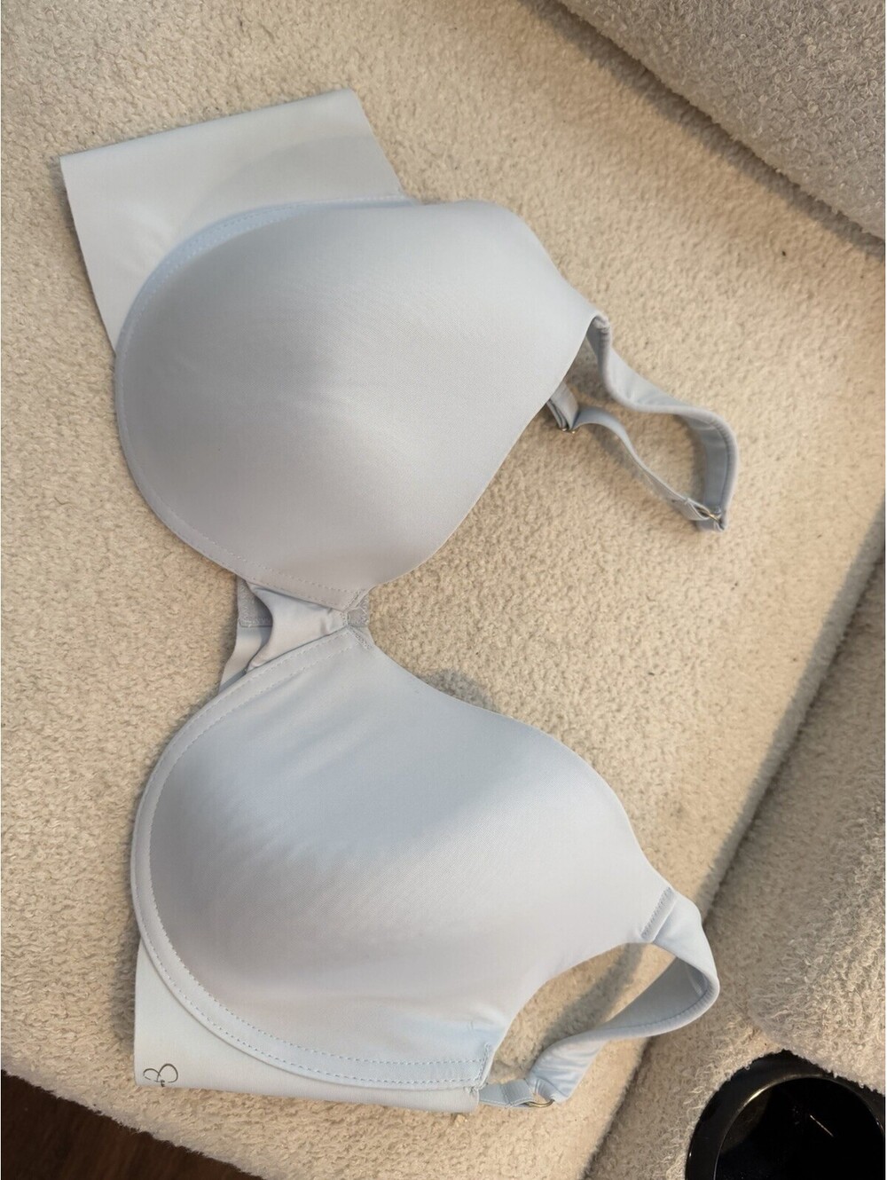 Jessica Simpson Women’s Bra 40D Light Blue Smooth Full Coverage Adjustable Strap